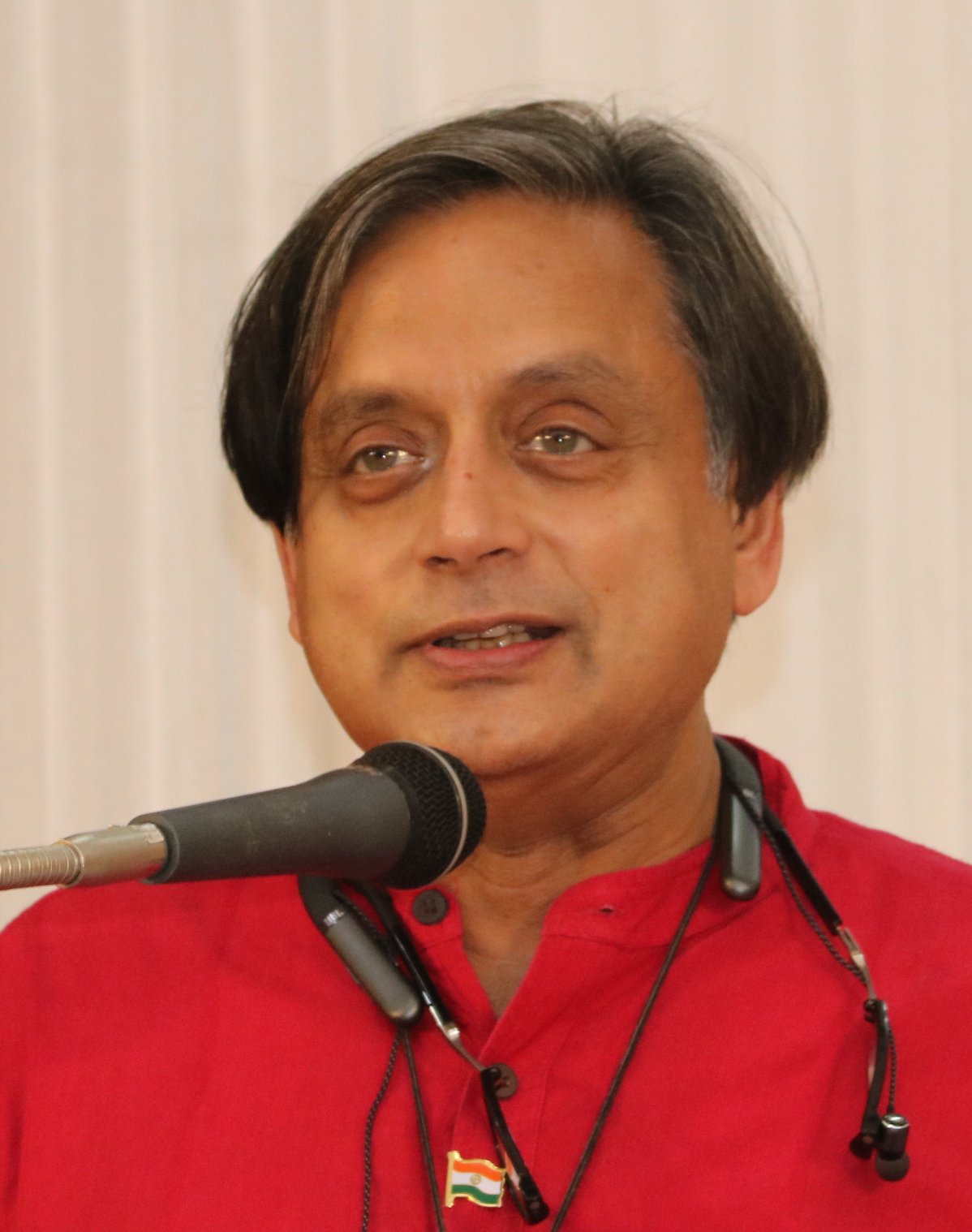 Shashi Tharoor Biography And Works 6384